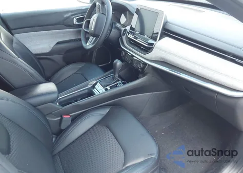 2025 Jeep Compass Latitude 4X4 из США, поврежденный, VIN 3C4NJDBNXST543798